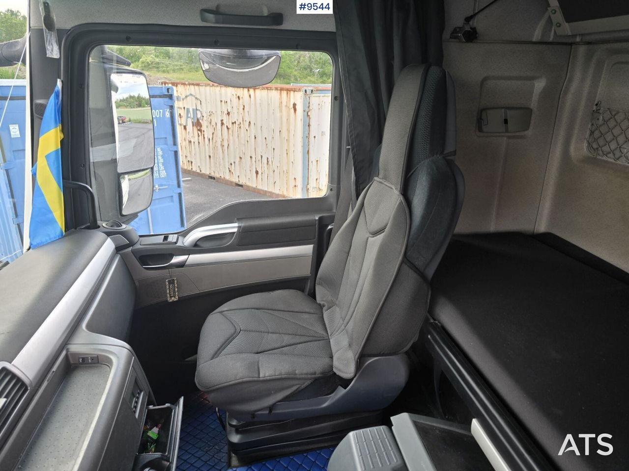 Tegljač Tractor Unit MAN TGX 6x2: slika Tegljač Tractor Unit MAN TGX 6x2