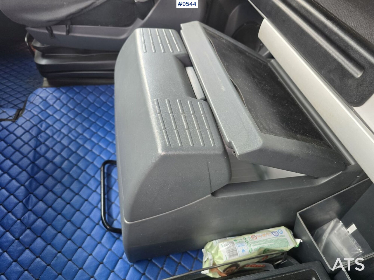 Tegljač Tractor Unit MAN TGX 6x2: slika Tegljač Tractor Unit MAN TGX 6x2