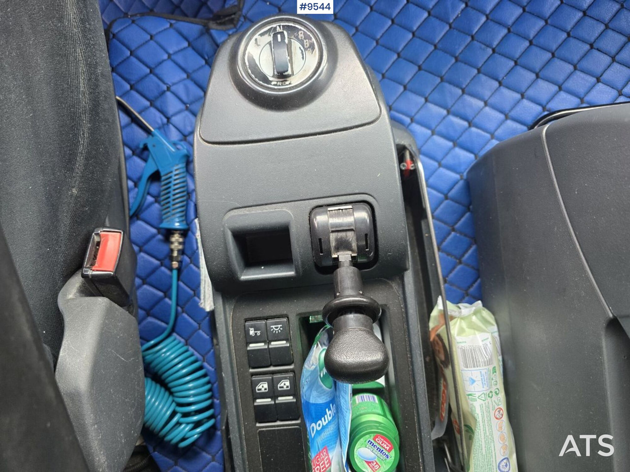 Tegljač Tractor Unit MAN TGX 6x2: slika Tegljač Tractor Unit MAN TGX 6x2