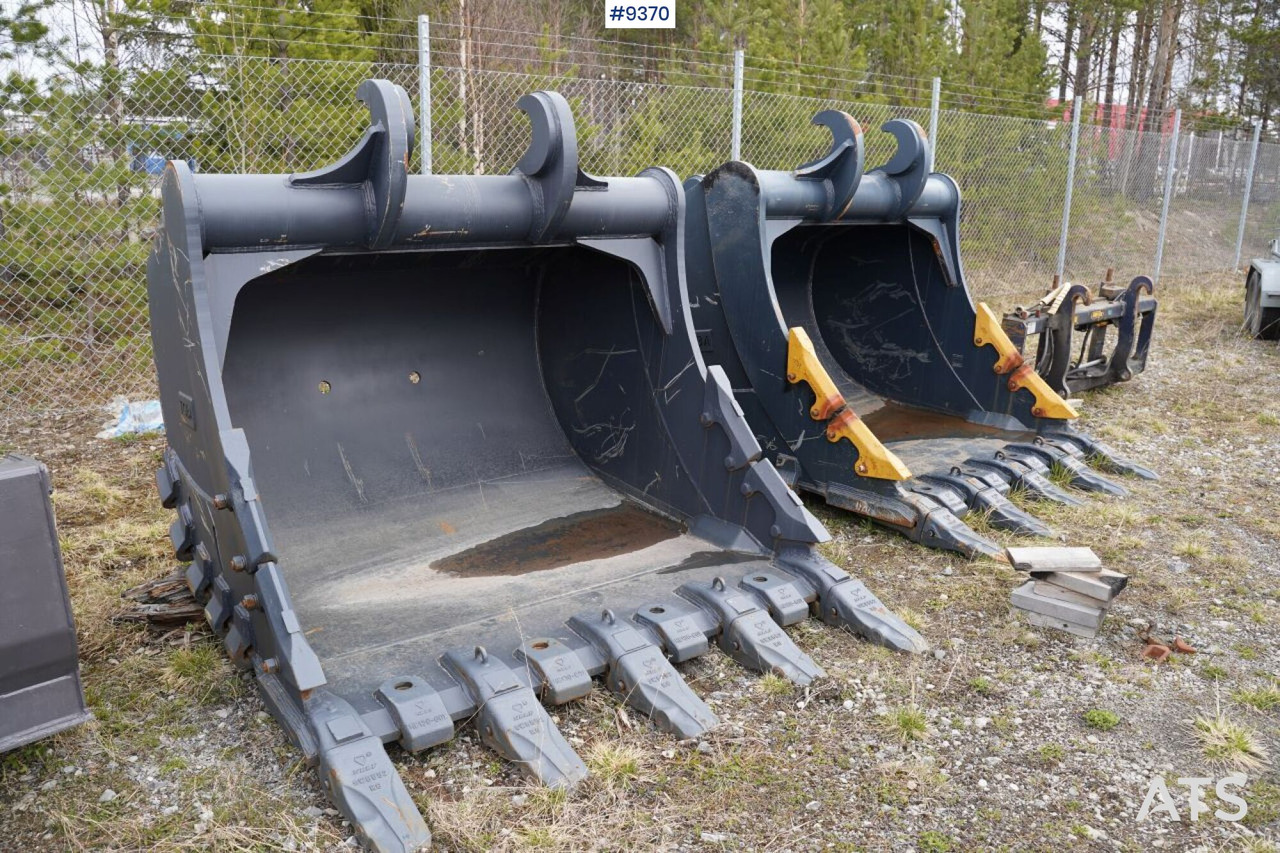 Tooth bucket TOBA SMP 105 - Građevinska oprema: slika Tooth bucket TOBA SMP 105 - Građevinska oprema Tooth bucket TOBA SMP 105 - Građevinska oprema: slika Tooth bucket TOBA SMP 105 - Građevinska oprema