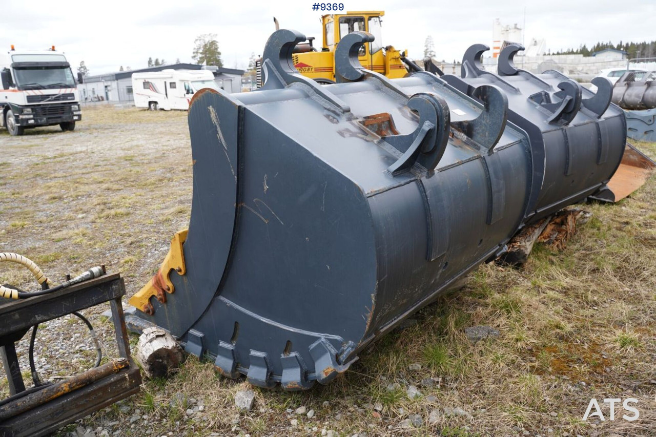 Tooth bucket TOBA SMP 105 - Građevinska oprema: slika Tooth bucket TOBA SMP 105 - Građevinska oprema Tooth bucket TOBA SMP 105 - Građevinska oprema: slika Tooth bucket TOBA SMP 105 - Građevinska oprema