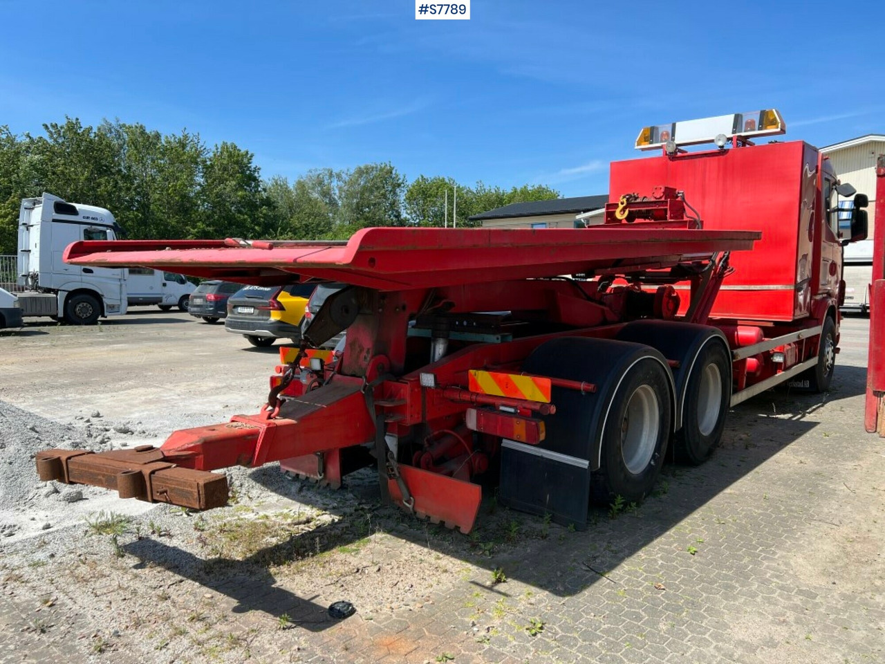 Tow truck with suspension device SCANIA R144 6X4 - Kamion za vuču: slika Tow truck with suspension device SCANIA R144 6X4 - Kamion za vuču Tow truck with suspension device SCANIA R144 6X4 - Kamion za vuču: slika Tow truck with suspension device SCANIA R144 6X4 - Kamion za vuču