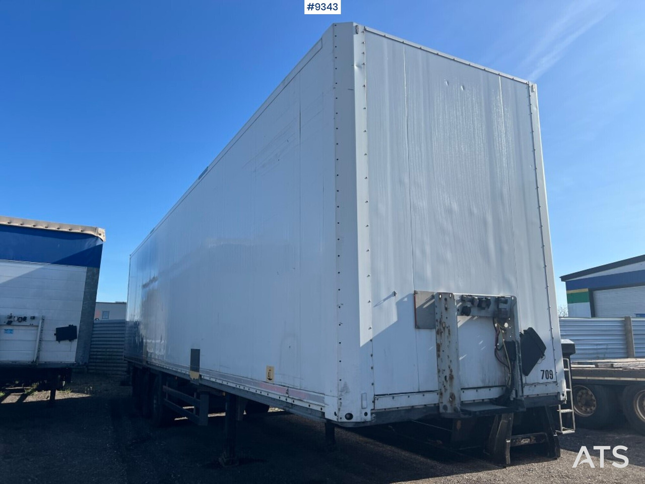 Trailer- SCHMITZ CARGOBULL - Poluprikolica sa zatvorenim sandukom: slika Trailer- SCHMITZ CARGOBULL - Poluprikolica sa zatvorenim sandukom Trailer- SCHMITZ CARGOBULL - Poluprikolica sa zatvorenim sandukom: slika Trailer- SCHMITZ CARGOBULL - Poluprikolica sa zatvorenim sandukom