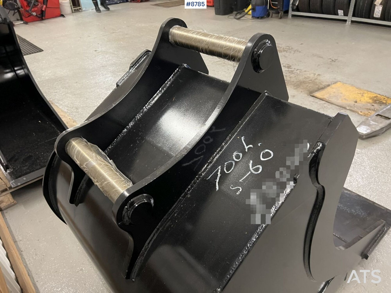 Korpa za bager Trench bucket S60 bracket, width 900 mm, volume 700 L: slika Korpa za bager Trench bucket S60 bracket, width 900 mm, volume 700 L