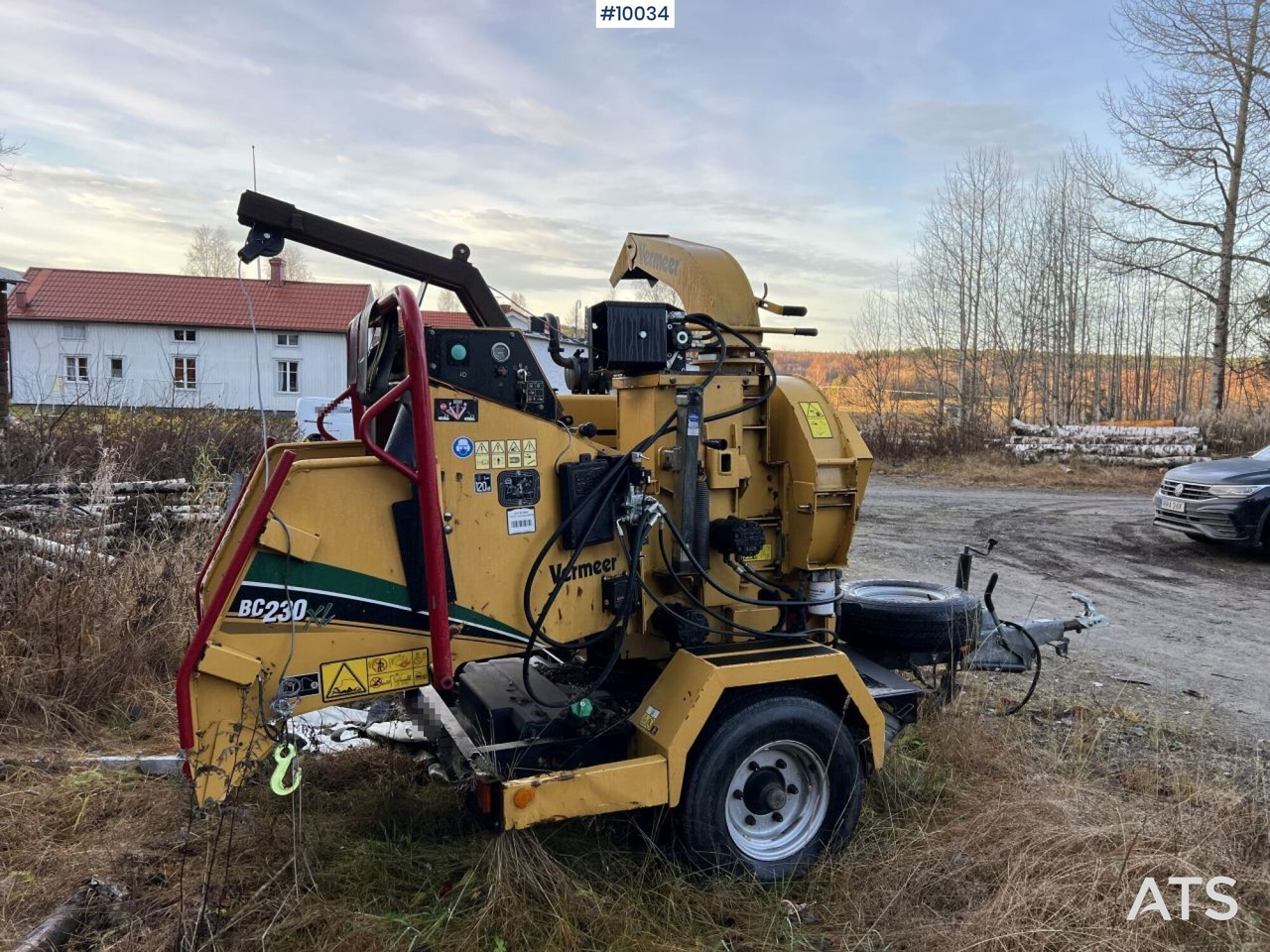 VERMEER BC230XL Wood Chipper - Drobilica za drvo: slika VERMEER BC230XL Wood Chipper - Drobilica za drvo VERMEER BC230XL Wood Chipper - Drobilica za drvo: slika VERMEER BC230XL Wood Chipper - Drobilica za drvo