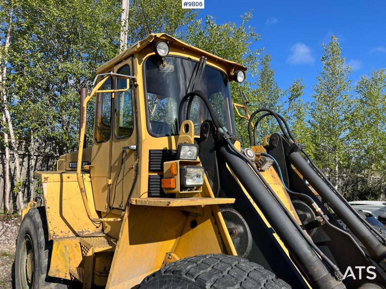 VOLVO BM 4300 Wheel Loader - Utovarivač na kotačima: slika VOLVO BM 4300 Wheel Loader - Utovarivač na kotačima VOLVO BM 4300 Wheel Loader - Utovarivač na kotačima: slika VOLVO BM 4300 Wheel Loader - Utovarivač na kotačima