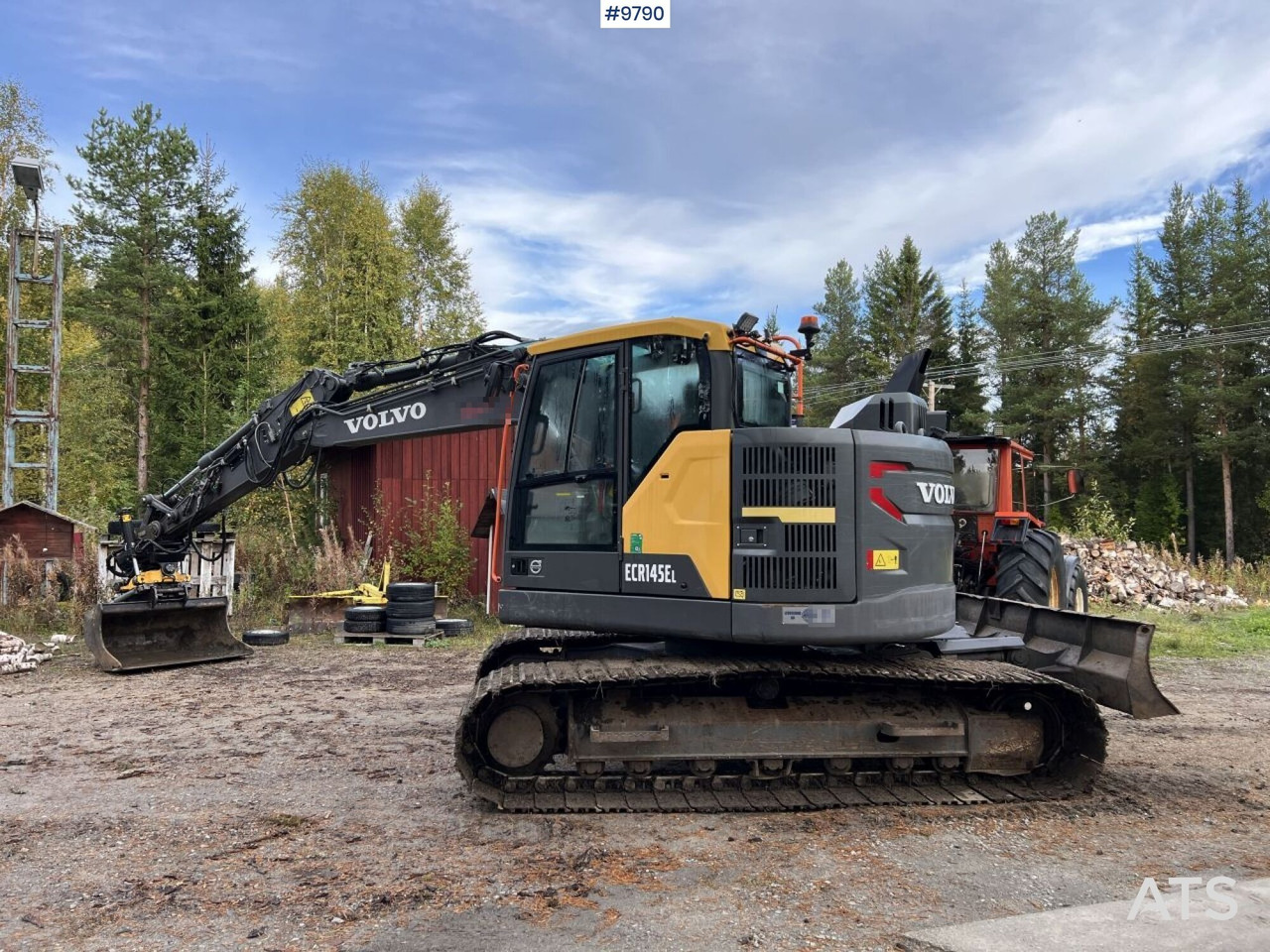 Bager gusjeničar VOLVO ECR145 EL Excavator with attachments: slika Bager gusjeničar VOLVO ECR145 EL Excavator with attachments