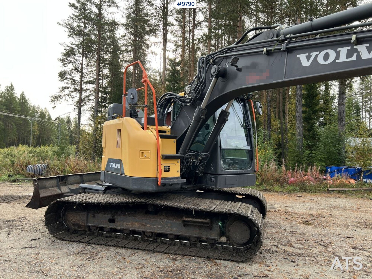 Bager gusjeničar VOLVO ECR145 EL Excavator with attachments: slika Bager gusjeničar VOLVO ECR145 EL Excavator with attachments