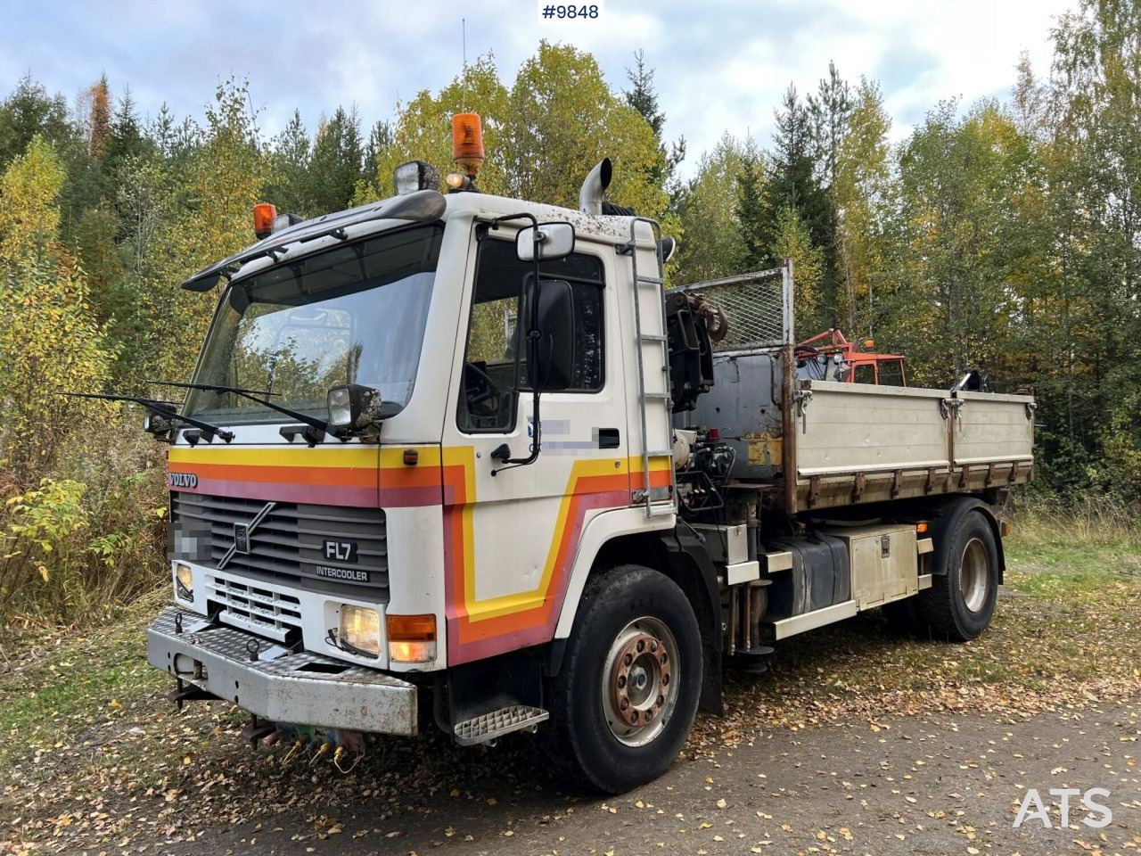 VOLVO FL7 4X2 Crane truck/Dump truck with Hiab071 crane - Kiper, Kamion s kranom: slika VOLVO FL7 4X2 Crane truck/Dump truck with Hiab071 crane - Kiper, Kamion s kranom VOLVO FL7 4X2 Crane truck/Dump truck with Hiab071 crane - Kiper, Kamion s kranom: slika VOLVO FL7 4X2 Crane truck/Dump truck with Hiab071 crane - Kiper, Kamion s kranom