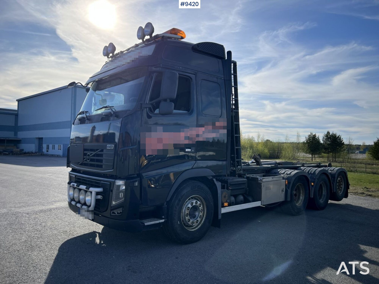 Volvo FH16 8*4 Tridem Hooklift - Kamion s kukastom dizalicom: slika Volvo FH16 8*4 Tridem Hooklift - Kamion s kukastom dizalicom Volvo FH16 8*4 Tridem Hooklift - Kamion s kukastom dizalicom: slika Volvo FH16 8*4 Tridem Hooklift - Kamion s kukastom dizalicom