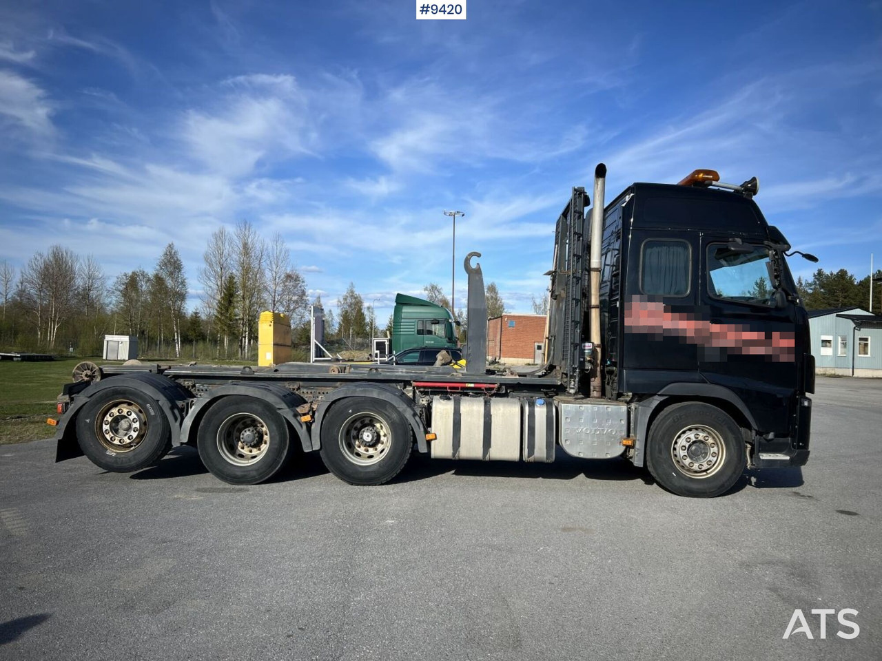 Volvo FH16 8*4 Tridem Hooklift - Kamion s kukastom dizalicom: slika Volvo FH16 8*4 Tridem Hooklift - Kamion s kukastom dizalicom Volvo FH16 8*4 Tridem Hooklift - Kamion s kukastom dizalicom: slika Volvo FH16 8*4 Tridem Hooklift - Kamion s kukastom dizalicom