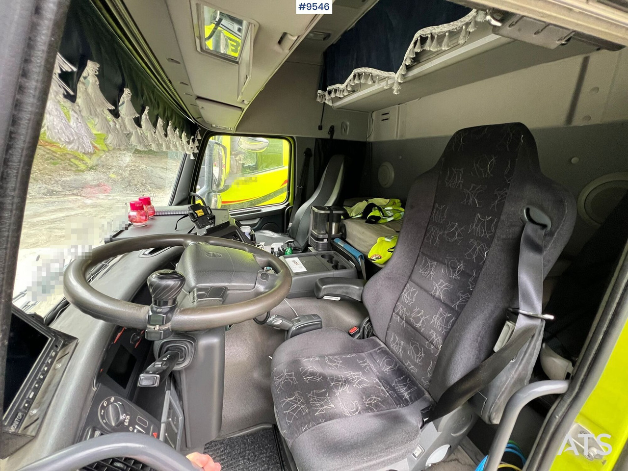 Volvo FM 8*4 Tridem Lastväxlare - Kamion s kukastom dizalicom: slika Volvo FM 8*4 Tridem Lastväxlare - Kamion s kukastom dizalicom Volvo FM 8*4 Tridem Lastväxlare - Kamion s kukastom dizalicom: slika Volvo FM 8*4 Tridem Lastväxlare - Kamion s kukastom dizalicom