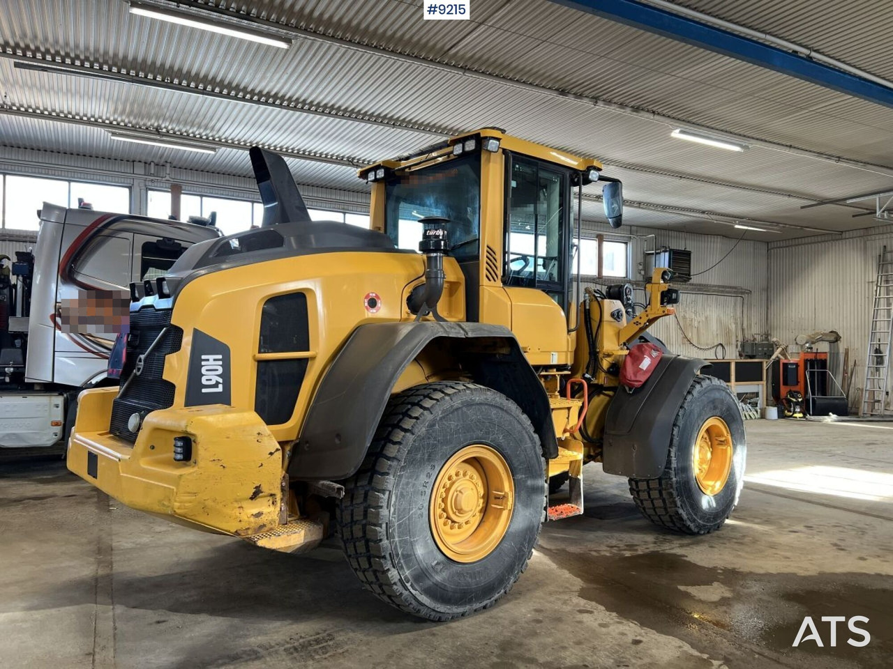 Volvo L 90 H Wheel loader (VIDEO) - Utovarivač na kotačima: slika Volvo L 90 H Wheel loader (VIDEO) - Utovarivač na kotačima Volvo L 90 H Wheel loader (VIDEO) - Utovarivač na kotačima: slika Volvo L 90 H Wheel loader (VIDEO) - Utovarivač na kotačima