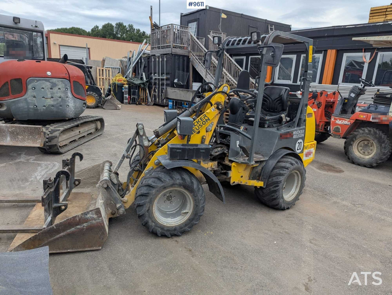 Wacker Neuson WL20 - Utovarivač na kotačima: slika Wacker Neuson WL20 - Utovarivač na kotačima Wacker Neuson WL20 - Utovarivač na kotačima: slika Wacker Neuson WL20 - Utovarivač na kotačima