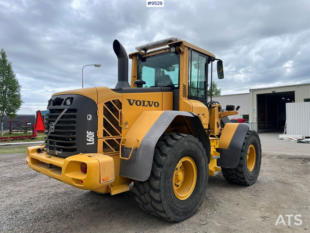 Wheel Loader Volvo L60F (SEE VIDEO) - Utovarivač na kotačima: slika Wheel Loader Volvo L60F (SEE VIDEO) - Utovarivač na kotačima Wheel Loader Volvo L60F (SEE VIDEO) - Utovarivač na kotačima: slika Wheel Loader Volvo L60F (SEE VIDEO) - Utovarivač na kotačima