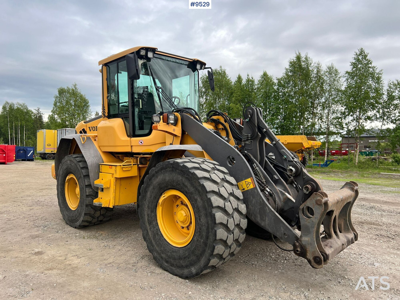 Wheel Loader Volvo L60F (SEE VIDEO) - Utovarivač na kotačima: slika Wheel Loader Volvo L60F (SEE VIDEO) - Utovarivač na kotačima Wheel Loader Volvo L60F (SEE VIDEO) - Utovarivač na kotačima: slika Wheel Loader Volvo L60F (SEE VIDEO) - Utovarivač na kotačima
