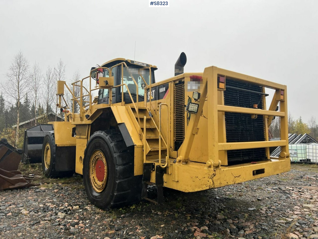 Wheel loader, CAT 988H with bucket - Utovarivač na kotačima: slika Wheel loader, CAT 988H with bucket - Utovarivač na kotačima Wheel loader, CAT 988H with bucket - Utovarivač na kotačima: slika Wheel loader, CAT 988H with bucket - Utovarivač na kotačima