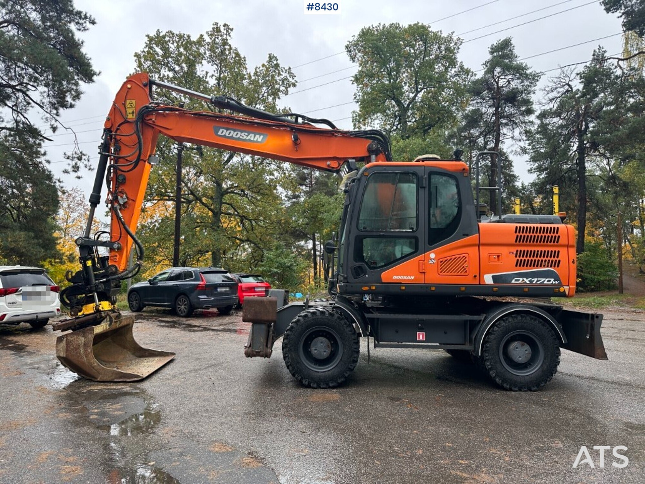 Wheeled Excavator Doosan DX170W (See video) - Bager na kotačima: slika Wheeled Excavator Doosan DX170W (See video) - Bager na kotačima Wheeled Excavator Doosan DX170W (See video) - Bager na kotačima: slika Wheeled Excavator Doosan DX170W (See video) - Bager na kotačima