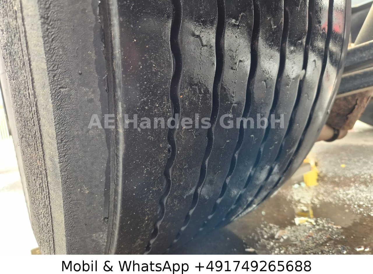 Transporter kontejnera/ Prikolica s izmjenjivim sanducima Kögel AW 18 BDF Drehschemel *Scheibenbremsen/Vollluft: slika Transporter kontejnera/ Prikolica s izmjenjivim sanducima Kögel AW 18 BDF Drehschemel *Scheibenbremsen/Vollluft Transporter kontejnera/ Prikolica s izmjenjivim sanducima Kögel AW 18 BDF Drehschemel *Scheibenbremsen/Vollluft: slika Transporter kontejnera/ Prikolica s izmjenjivim sanducima Kögel AW 18 BDF Drehschemel *Scheibenbremsen/Vollluft