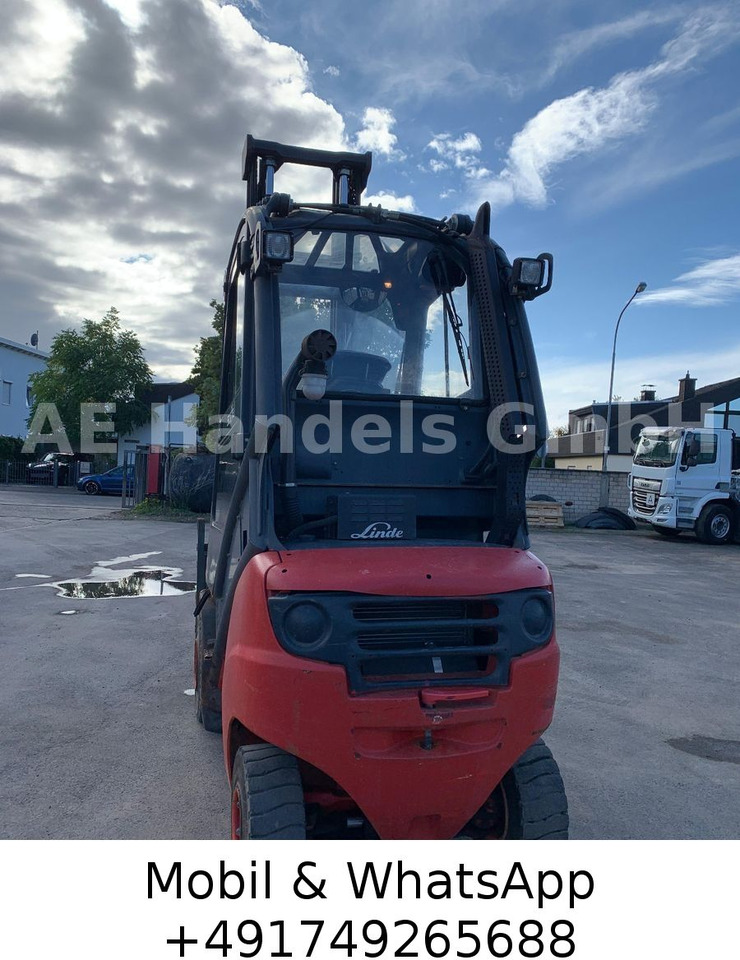 Linde H30D - 3T/5M - Douplex *10.802STD/Seitenschieber - Diesel viličar: slika Linde H30D - 3T/5M - Douplex *10.802STD/Seitenschieber - Diesel viličar Linde H30D - 3T/5M - Douplex *10.802STD/Seitenschieber - Diesel viličar: slika Linde H30D - 3T/5M - Douplex *10.802STD/Seitenschieber - Diesel viličar