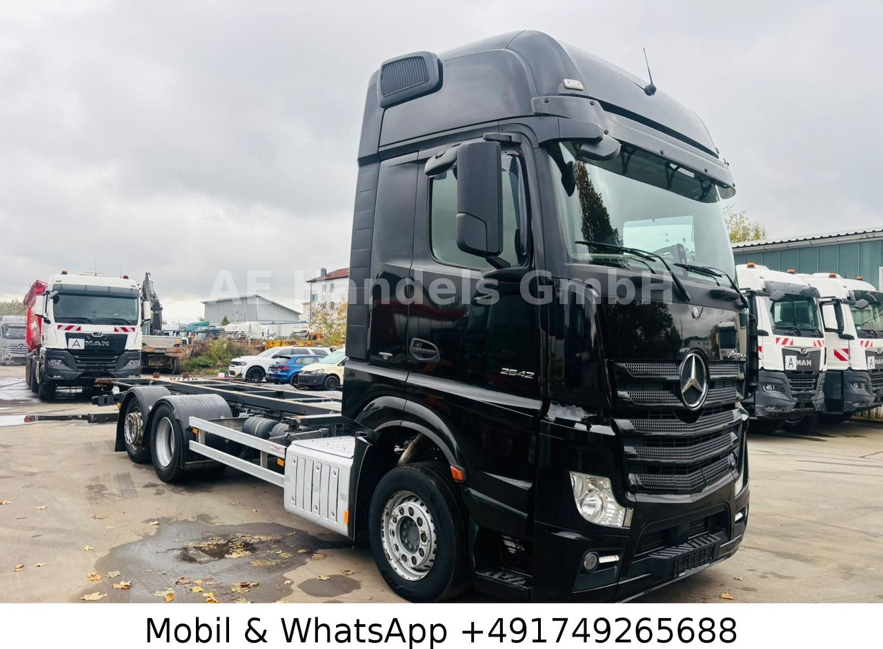 Mercedes-Benz Actros 2542 GigaSpace LL BDF*Retarder/Multi/Lift - Transporter kontejnera/ Kamion s izmjenjivim sanducima: slika  Mercedes-Benz Actros 2542 GigaSpace LL BDF*Retarder/Multi/Lift - Transporter kontejnera/ Kamion s izmjenjivim sanducima Mercedes-Benz Actros 2542 GigaSpace LL BDF*Retarder/Multi/Lift - Transporter kontejnera/ Kamion s izmjenjivim sanducima: slika  Mercedes-Benz Actros 2542 GigaSpace LL BDF*Retarder/Multi/Lift - Transporter kontejnera/ Kamion s izmjenjivim sanducima