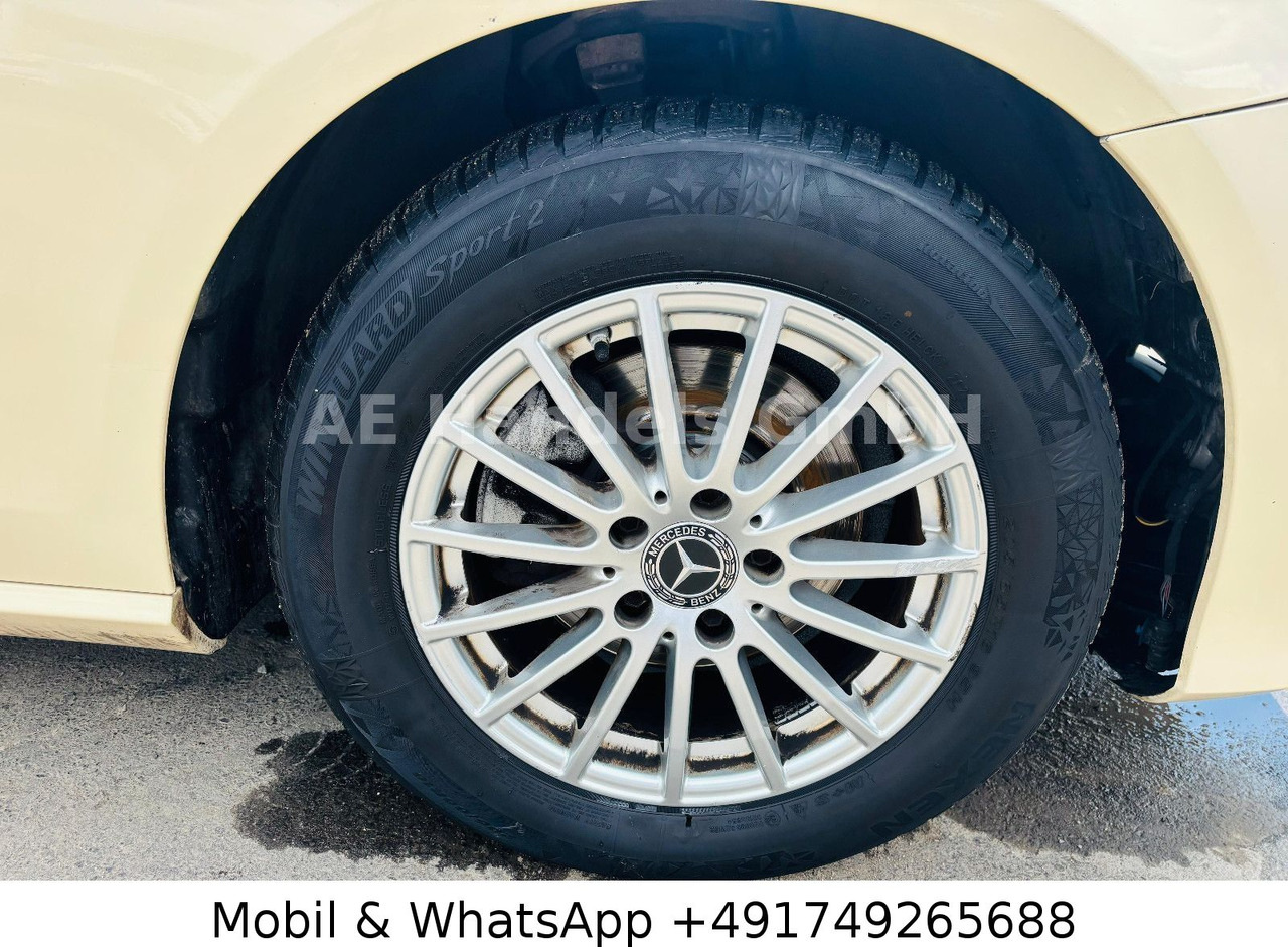 Limuzina Mercedes-Benz E 220 d *Leder / Sitzheizung / Tempomat: slika Limuzina Mercedes-Benz E 220 d *Leder / Sitzheizung / Tempomat