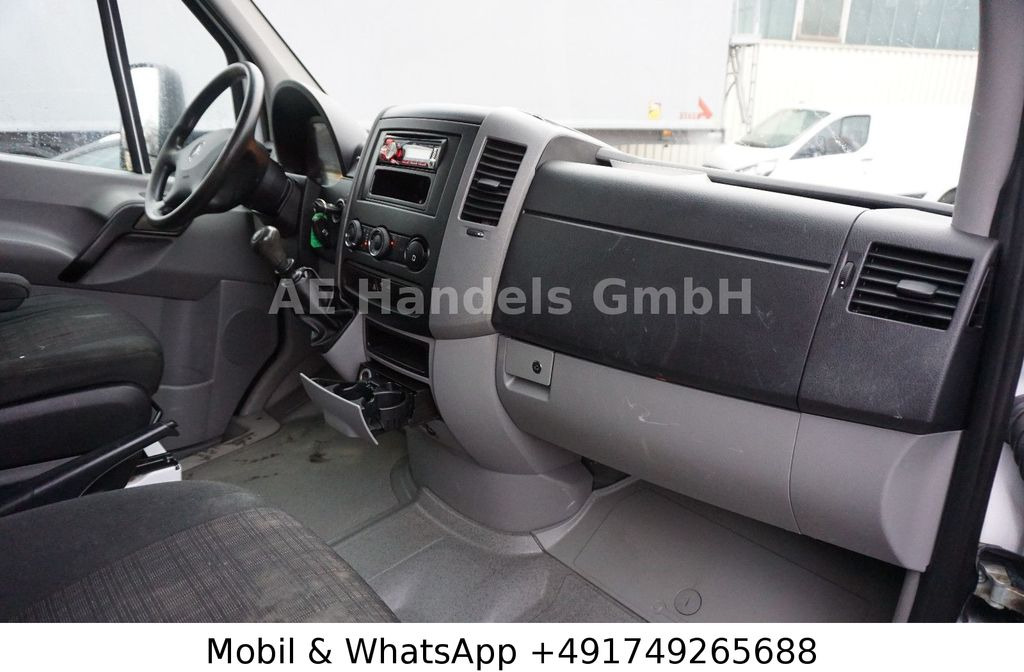 Dostavno vozilo s ravnom platformom, Dostavno vozilo s dvostrukom kabinom Mercedes-Benz Sprinter III 416 Doka *Manual/Klima/AHK/5To.: slika Dostavno vozilo s ravnom platformom, Dostavno vozilo s dvostrukom kabinom Mercedes-Benz Sprinter III 416 Doka *Manual/Klima/AHK/5To.