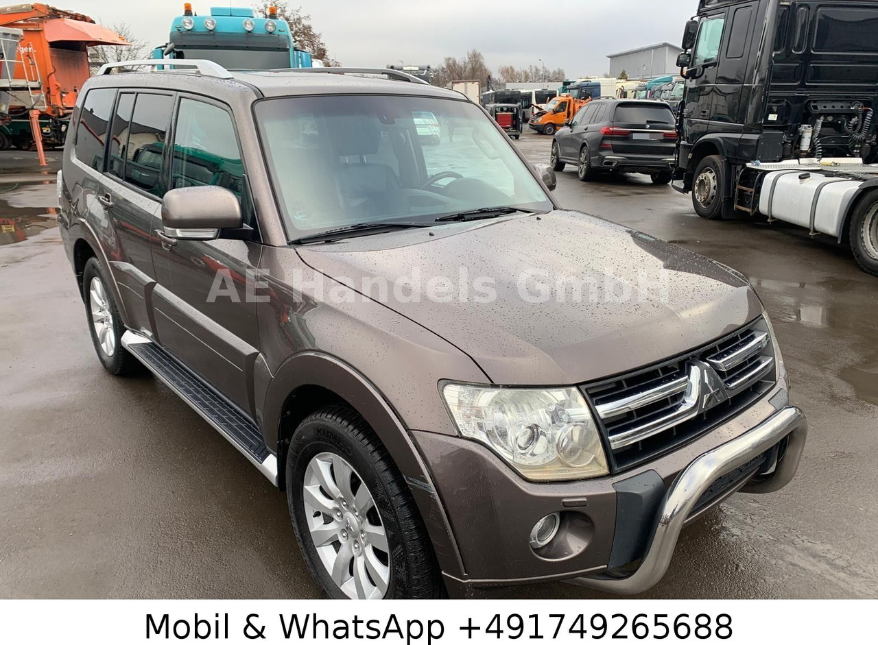Mitsubishi Pajero 3.2 DI-D Instyle *Auto./Xenon/Leder/AHK - SUV: slika Mitsubishi Pajero 3.2 DI-D Instyle *Auto./Xenon/Leder/AHK - SUV Mitsubishi Pajero 3.2 DI-D Instyle *Auto./Xenon/Leder/AHK - SUV: slika Mitsubishi Pajero 3.2 DI-D Instyle *Auto./Xenon/Leder/AHK - SUV