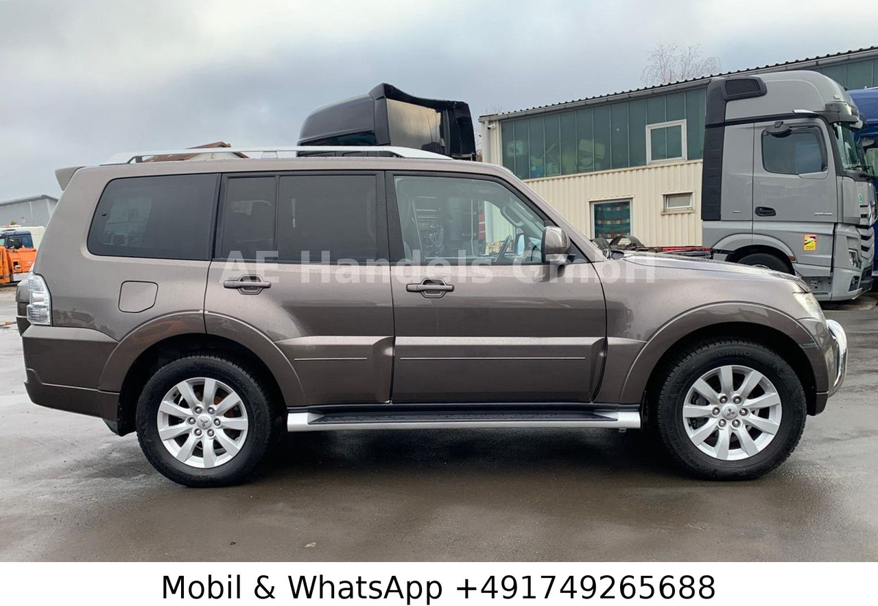 Mitsubishi Pajero 3.2 DI-D Instyle *Auto./Xenon/Leder/AHK - SUV: slika Mitsubishi Pajero 3.2 DI-D Instyle *Auto./Xenon/Leder/AHK - SUV Mitsubishi Pajero 3.2 DI-D Instyle *Auto./Xenon/Leder/AHK - SUV: slika Mitsubishi Pajero 3.2 DI-D Instyle *Auto./Xenon/Leder/AHK - SUV
