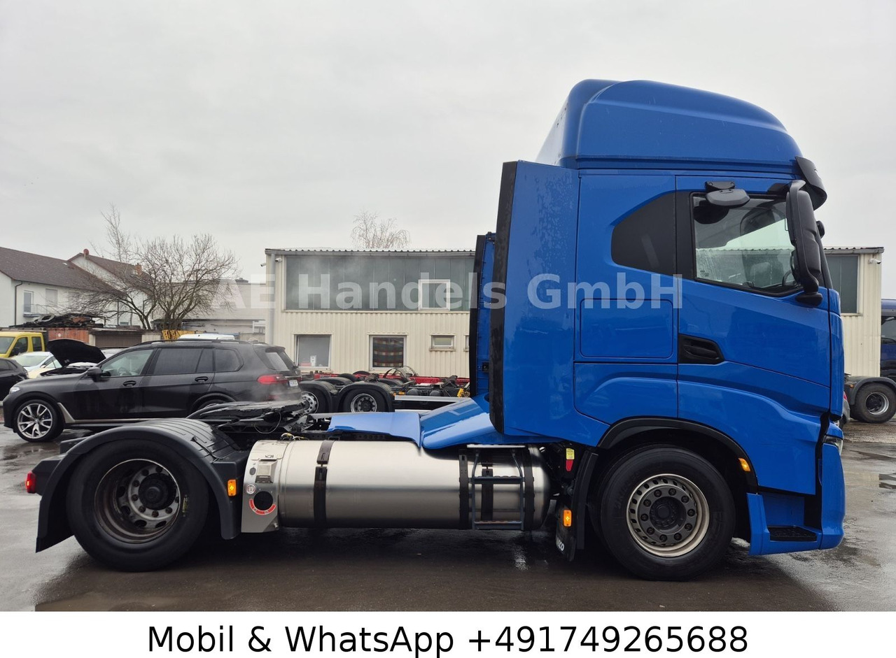 Iveco S-Way 460 AS LNG *Retarder/ACC/2xTank/LED/Leder - Tegljač: slika Iveco S-Way 460 AS LNG *Retarder/ACC/2xTank/LED/Leder - Tegljač Iveco S-Way 460 AS LNG *Retarder/ACC/2xTank/LED/Leder - Tegljač: slika Iveco S-Way 460 AS LNG *Retarder/ACC/2xTank/LED/Leder - Tegljač