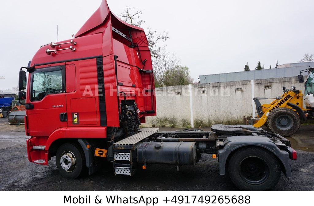 MAN TGL 8.250 LX BL *LDW/Navi/2xTank/Sitzheizung - Tegljač: slika MAN TGL 8.250 LX BL *LDW/Navi/2xTank/Sitzheizung - Tegljač MAN TGL 8.250 LX BL *LDW/Navi/2xTank/Sitzheizung - Tegljač: slika MAN TGL 8.250 LX BL *LDW/Navi/2xTank/Sitzheizung - Tegljač