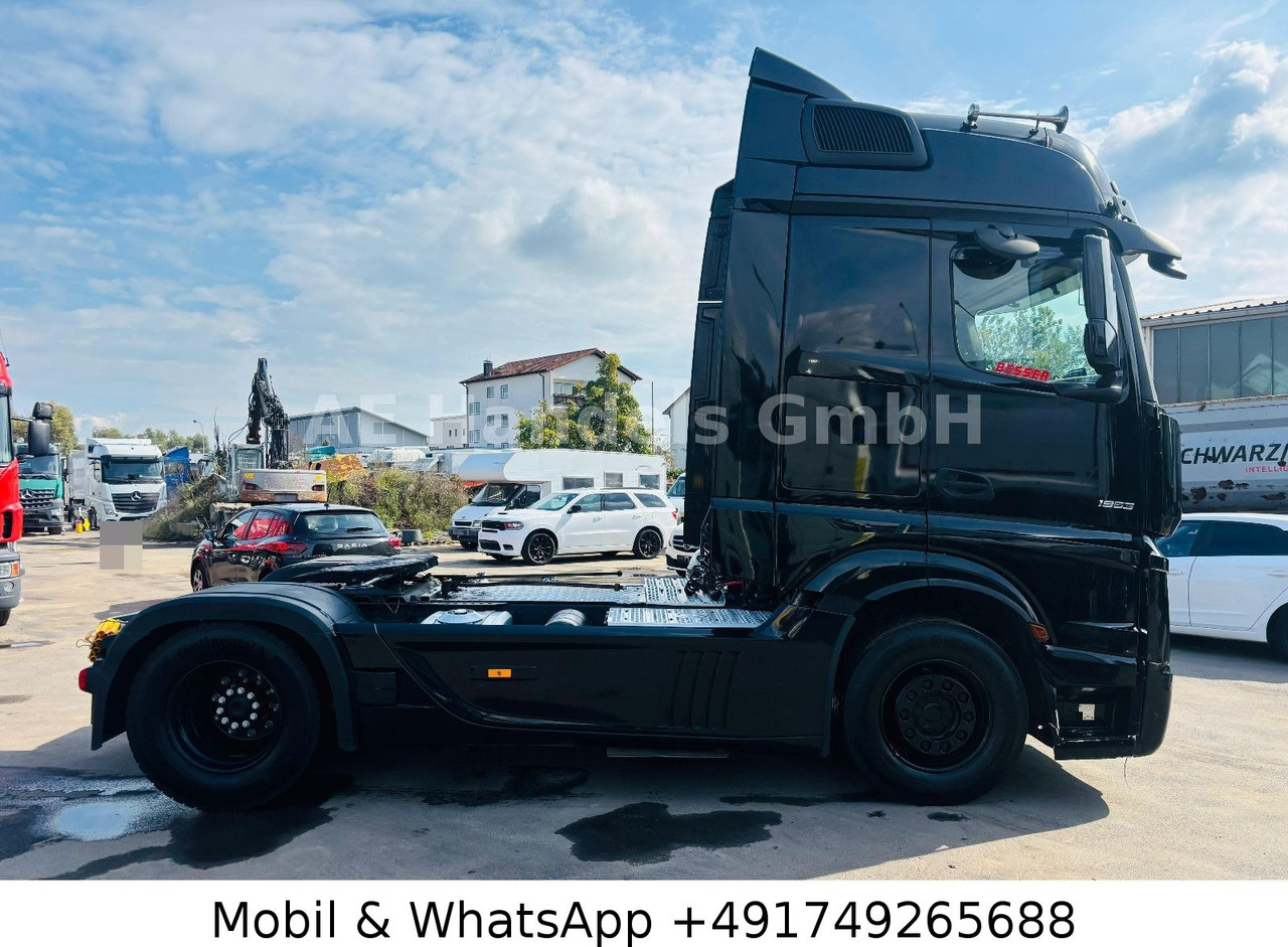 Mercedes-Benz Actros IV 1953 BigSpace LL *Retarder/2-Hydr./ACC - Tegljač: slika Mercedes-Benz Actros IV 1953 BigSpace LL *Retarder/2-Hydr./ACC - Tegljač Mercedes-Benz Actros IV 1953 BigSpace LL *Retarder/2-Hydr./ACC - Tegljač: slika Mercedes-Benz Actros IV 1953 BigSpace LL *Retarder/2-Hydr./ACC - Tegljač