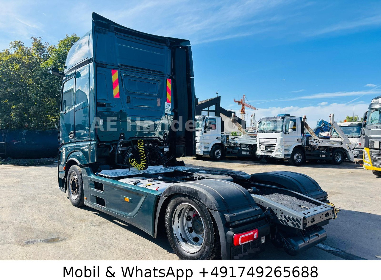 Mercedes-Benz Actros V 1843 L LL LowDeck *Retarder/ACC/2xTank - Tegljač: slika Mercedes-Benz Actros V 1843 L LL LowDeck *Retarder/ACC/2xTank - Tegljač Mercedes-Benz Actros V 1843 L LL LowDeck *Retarder/ACC/2xTank - Tegljač: slika Mercedes-Benz Actros V 1843 L LL LowDeck *Retarder/ACC/2xTank - Tegljač