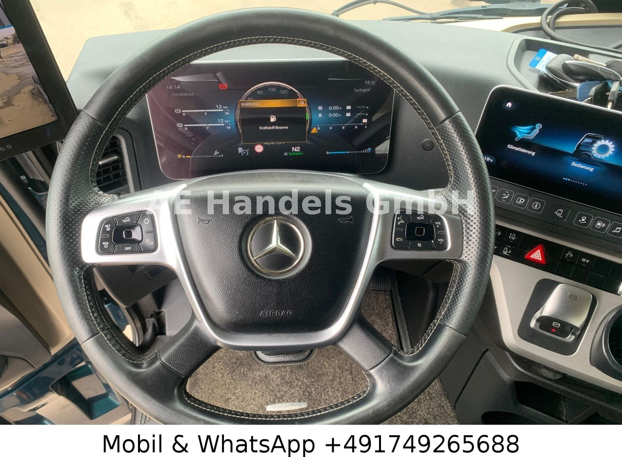 Tegljač Mercedes-Benz Actros V 1843 L LL LowDeck *Retarder/ACC/2xTank: slika Tegljač Mercedes-Benz Actros V 1843 L LL LowDeck *Retarder/ACC/2xTank Tegljač Mercedes-Benz Actros V 1843 L LL LowDeck *Retarder/ACC/2xTank: slika Tegljač Mercedes-Benz Actros V 1843 L LL LowDeck *Retarder/ACC/2xTank