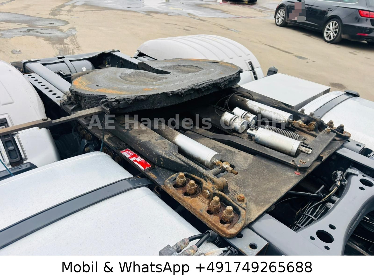 Tegljač Scania R520 V8 Topline LL Low *Retarder/Hubsattel/ACC: slika Tegljač Scania R520 V8 Topline LL Low *Retarder/Hubsattel/ACC Tegljač Scania R520 V8 Topline LL Low *Retarder/Hubsattel/ACC: slika Tegljač Scania R520 V8 Topline LL Low *Retarder/Hubsattel/ACC