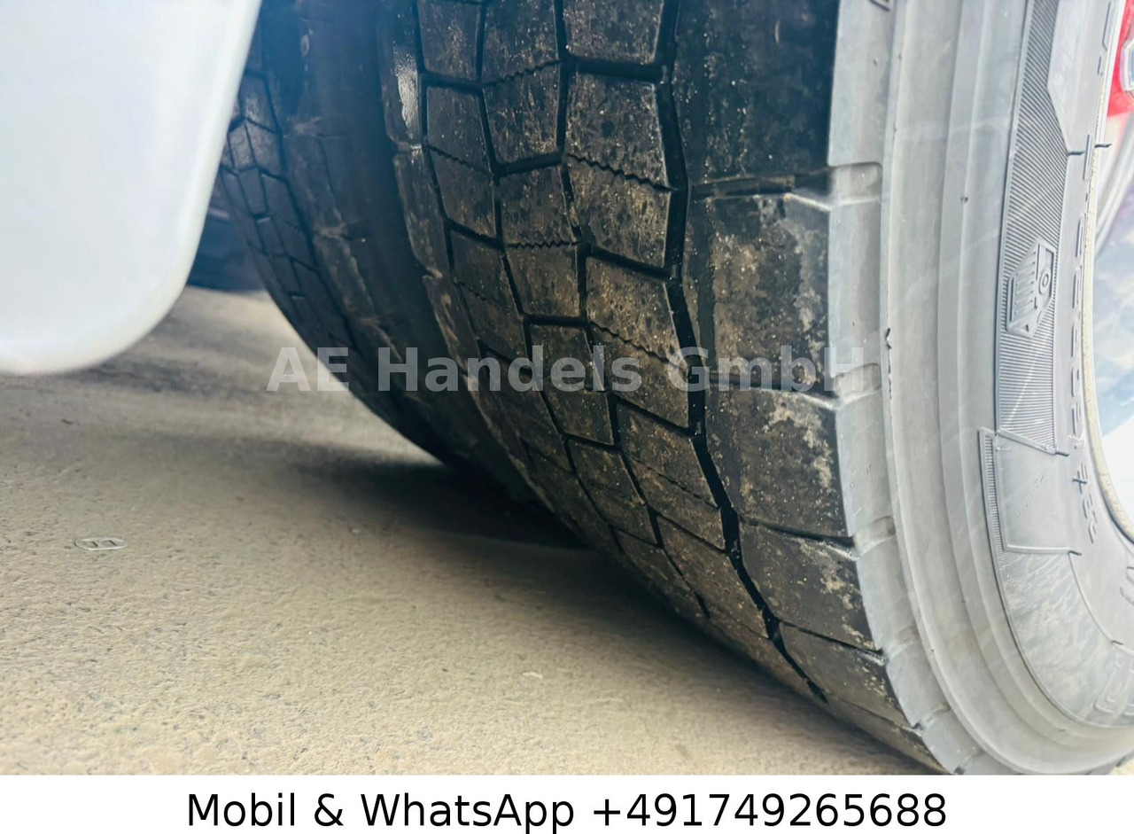 Tegljač Scania R520 V8 Topline LL Low *Retarder/Hubsattel/ACC: slika Tegljač Scania R520 V8 Topline LL Low *Retarder/Hubsattel/ACC Tegljač Scania R520 V8 Topline LL Low *Retarder/Hubsattel/ACC: slika Tegljač Scania R520 V8 Topline LL Low *Retarder/Hubsattel/ACC