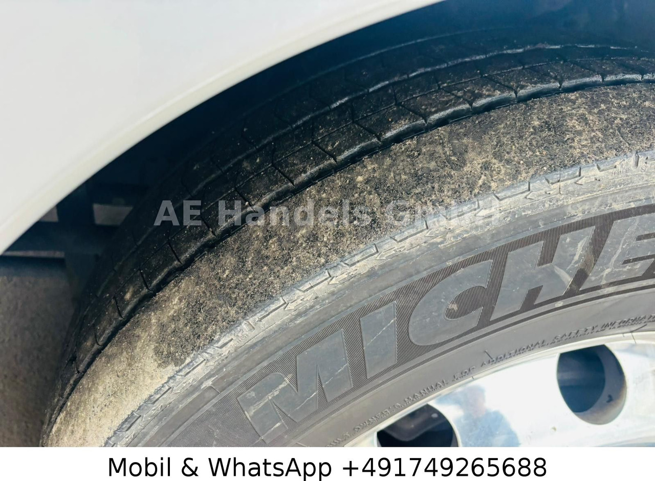 Tegljač Scania R520 V8 Topline LL Low *Retarder/Hubsattel/ACC: slika Tegljač Scania R520 V8 Topline LL Low *Retarder/Hubsattel/ACC Tegljač Scania R520 V8 Topline LL Low *Retarder/Hubsattel/ACC: slika Tegljač Scania R520 V8 Topline LL Low *Retarder/Hubsattel/ACC