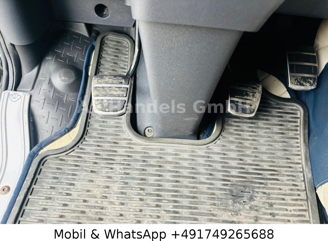 Tegljač Scania R520 V8 Topline LL Low *Retarder/Hubsattel/ACC: slika Tegljač Scania R520 V8 Topline LL Low *Retarder/Hubsattel/ACC Tegljač Scania R520 V8 Topline LL Low *Retarder/Hubsattel/ACC: slika Tegljač Scania R520 V8 Topline LL Low *Retarder/Hubsattel/ACC