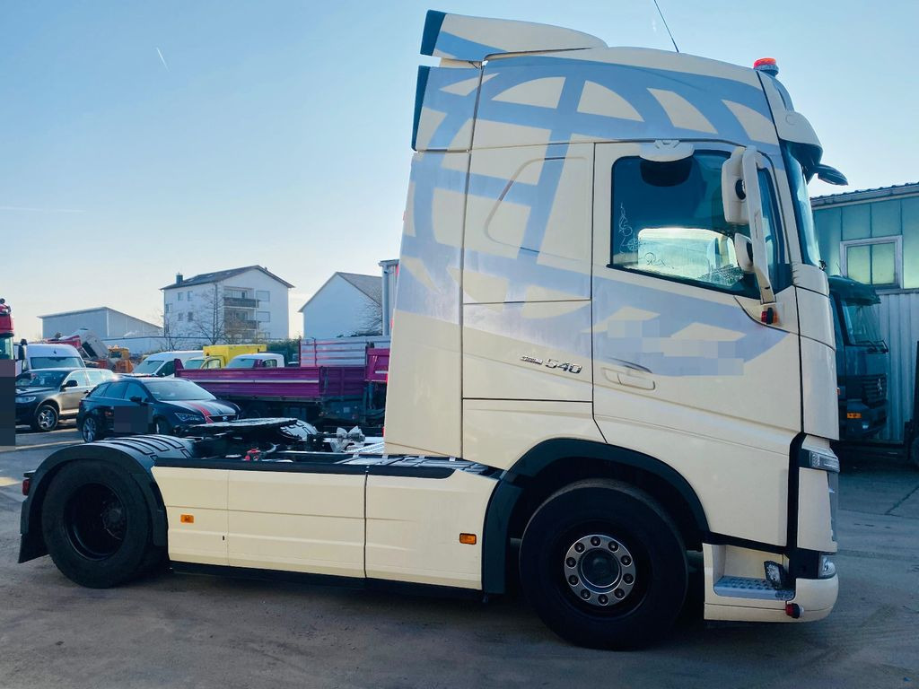 Volvo FH 540 Globe BL I-Shift Dual*VEB/2-KreisHydr/ACC - Tegljač: slika Volvo FH 540 Globe BL I-Shift Dual*VEB/2-KreisHydr/ACC - Tegljač Volvo FH 540 Globe BL I-Shift Dual*VEB/2-KreisHydr/ACC - Tegljač: slika Volvo FH 540 Globe BL I-Shift Dual*VEB/2-KreisHydr/ACC - Tegljač