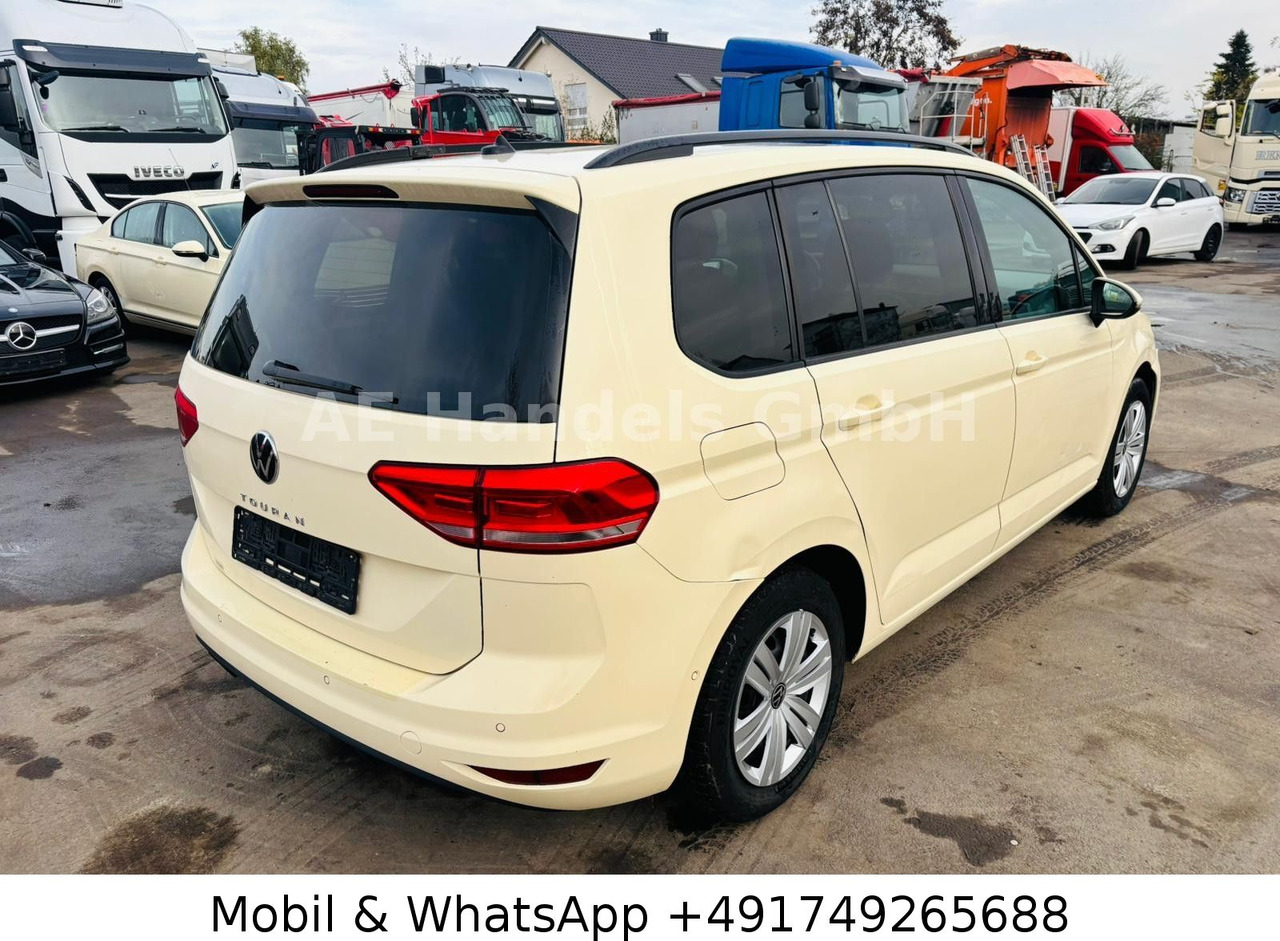 Volkswagen Touran 2.0 TDI DSG *7Sitzer/Eletr.Heckklape/Temp - Putnički kombi: slika Volkswagen Touran 2.0 TDI DSG *7Sitzer/Eletr.Heckklape/Temp - Putnički kombi Volkswagen Touran 2.0 TDI DSG *7Sitzer/Eletr.Heckklape/Temp - Putnički kombi: slika Volkswagen Touran 2.0 TDI DSG *7Sitzer/Eletr.Heckklape/Temp - Putnički kombi