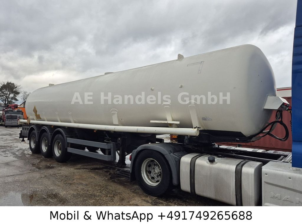 Willig *ADR/40.000Liter/Kerosin/Diesel/Benzin - Poluprikolica cisterna: slika Willig *ADR/40.000Liter/Kerosin/Diesel/Benzin - Poluprikolica cisterna Willig *ADR/40.000Liter/Kerosin/Diesel/Benzin - Poluprikolica cisterna: slika Willig *ADR/40.000Liter/Kerosin/Diesel/Benzin - Poluprikolica cisterna
