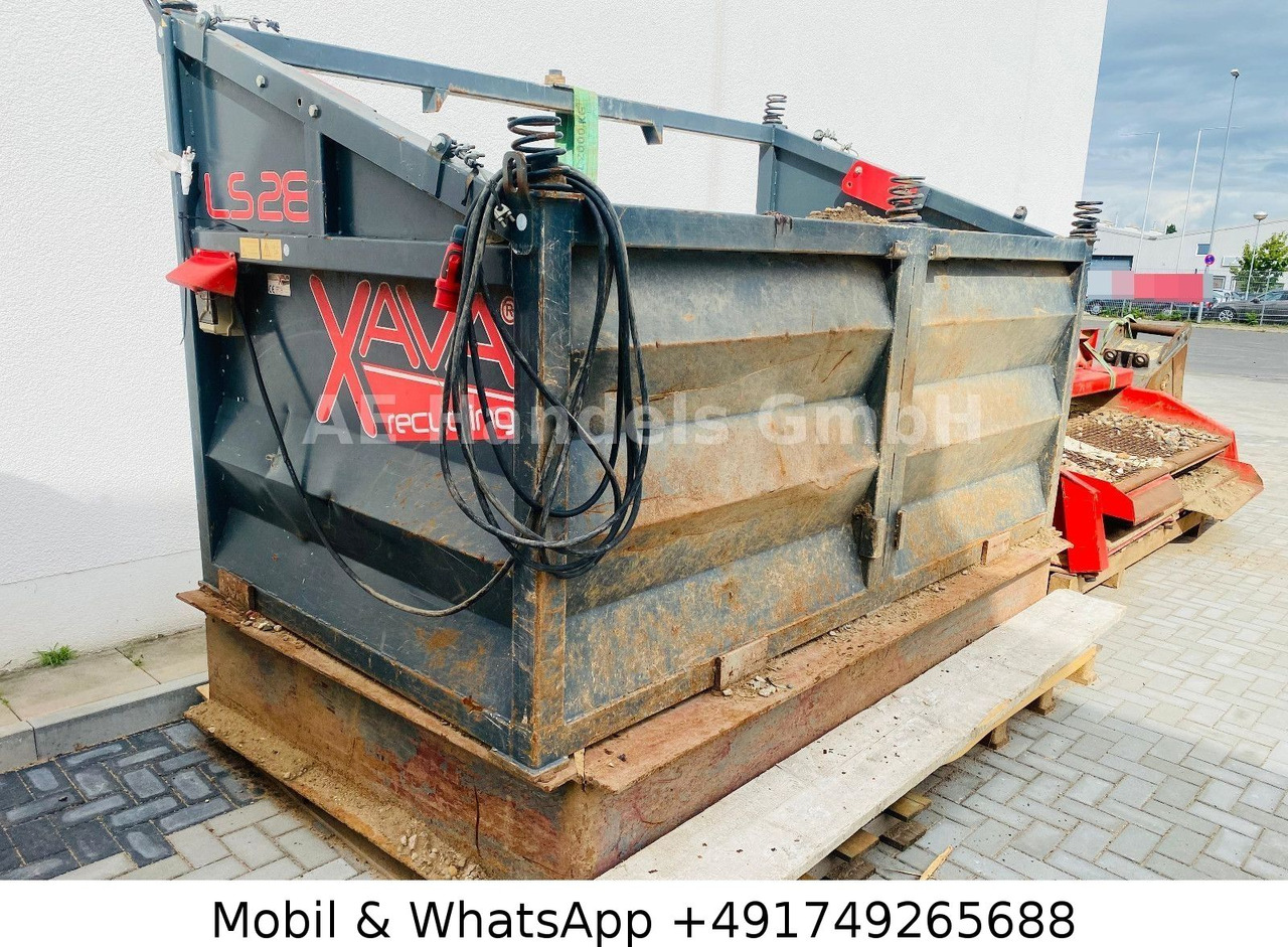 XAVA LS28 Rüttelsieb/Vibrating-Sieve *8,35m³ - Screener: slika XAVA LS28 Rüttelsieb/Vibrating-Sieve *8,35m³ - Screener XAVA LS28 Rüttelsieb/Vibrating-Sieve *8,35m³ - Screener: slika XAVA LS28 Rüttelsieb/Vibrating-Sieve *8,35m³ - Screener