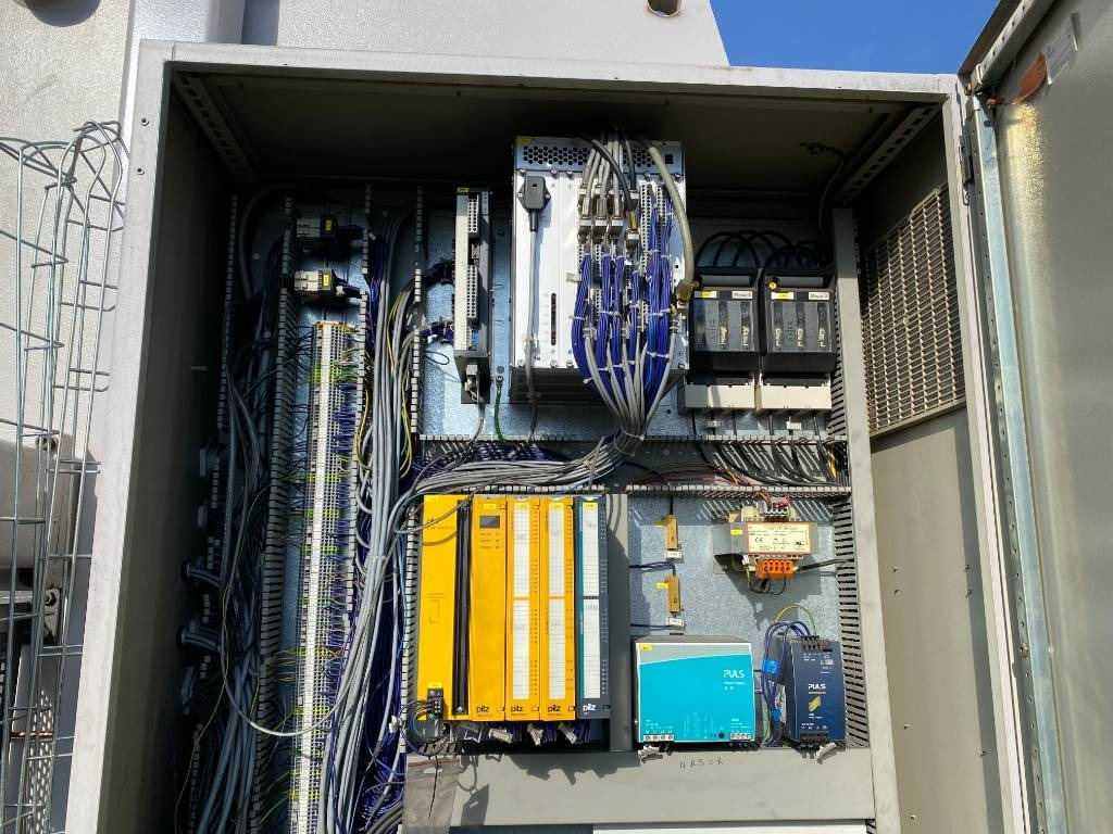 Apkant preša BEYELER Presse/Plieuse PR6 2000KNx4100MM endommagé: slika Apkant preša BEYELER Presse/Plieuse PR6 2000KNx4100MM endommagé Apkant preša BEYELER Presse/Plieuse PR6 2000KNx4100MM endommagé: slika Apkant preša BEYELER Presse/Plieuse PR6 2000KNx4100MM endommagé