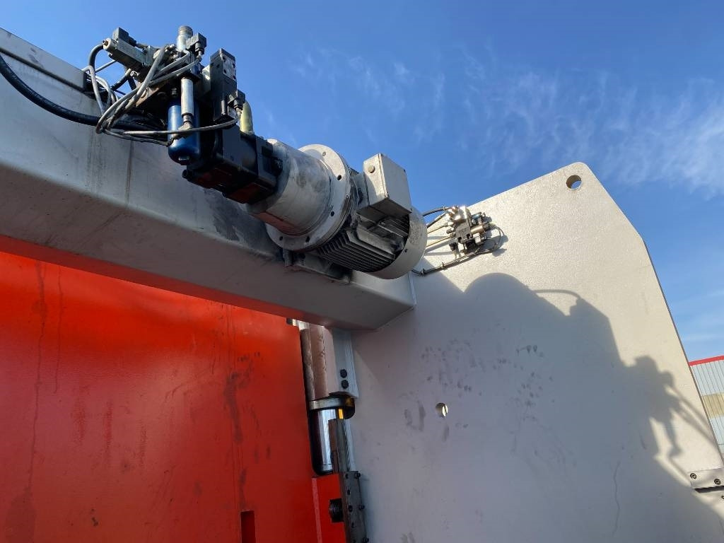 Apkant preša BEYELER Presse/Plieuse PR6 2000KNx4100MM endommagé: slika Apkant preša BEYELER Presse/Plieuse PR6 2000KNx4100MM endommagé Apkant preša BEYELER Presse/Plieuse PR6 2000KNx4100MM endommagé: slika Apkant preša BEYELER Presse/Plieuse PR6 2000KNx4100MM endommagé