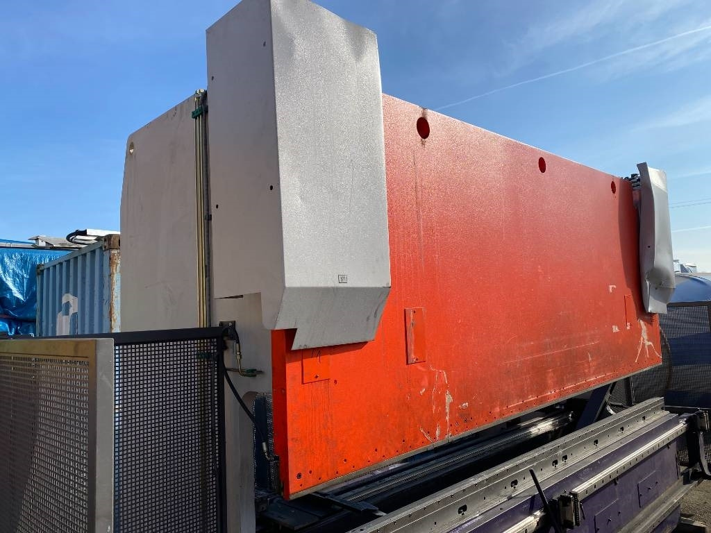 Apkant preša BEYELER Presse/Plieuse PR6 2000KNx4100MM endommagé: slika Apkant preša BEYELER Presse/Plieuse PR6 2000KNx4100MM endommagé Apkant preša BEYELER Presse/Plieuse PR6 2000KNx4100MM endommagé: slika Apkant preša BEYELER Presse/Plieuse PR6 2000KNx4100MM endommagé