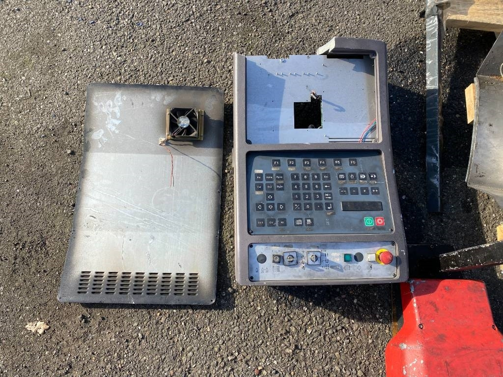 Apkant preša BEYELER Presse/Plieuse PR6 2000KNx4100MM endommagé: slika Apkant preša BEYELER Presse/Plieuse PR6 2000KNx4100MM endommagé Apkant preša BEYELER Presse/Plieuse PR6 2000KNx4100MM endommagé: slika Apkant preša BEYELER Presse/Plieuse PR6 2000KNx4100MM endommagé