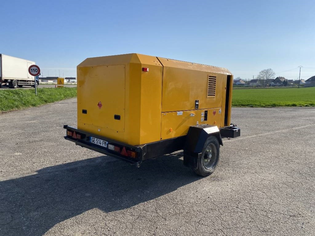 Doosan 12/205 Stage V / BOBCAT PA12.20 1er Main endommagé - Zračni kompresor: slika Doosan 12/205 Stage V / BOBCAT PA12.20 1er Main endommagé - Zračni kompresor Doosan 12/205 Stage V / BOBCAT PA12.20 1er Main endommagé - Zračni kompresor: slika Doosan 12/205 Stage V / BOBCAT PA12.20 1er Main endommagé - Zračni kompresor