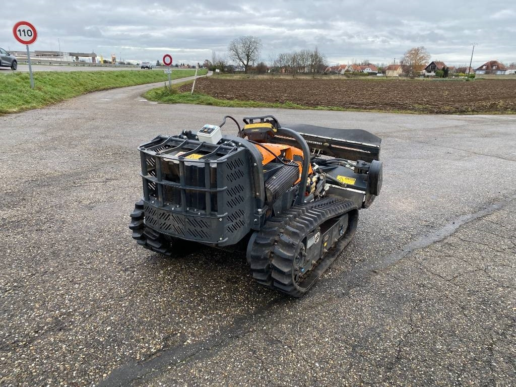 Energreen ENERGREEN ROBOGREEN EVO + HEAD 130 1er Main - Šumarski malčer: slika Energreen ENERGREEN ROBOGREEN EVO + HEAD 130 1er Main - Šumarski malčer Energreen ENERGREEN ROBOGREEN EVO + HEAD 130 1er Main - Šumarski malčer: slika Energreen ENERGREEN ROBOGREEN EVO + HEAD 130 1er Main - Šumarski malčer