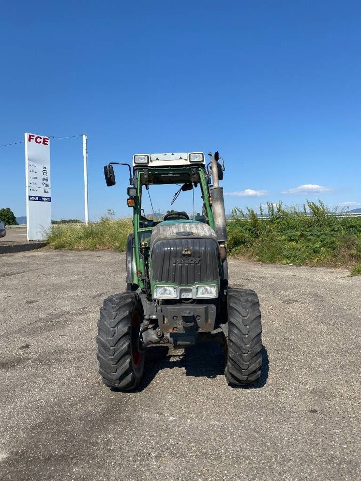 Fendt 209F Vario TMS 1er Main endommagé - Traktor: slika Fendt 209F Vario TMS 1er Main endommagé - Traktor Fendt 209F Vario TMS 1er Main endommagé - Traktor: slika Fendt 209F Vario TMS 1er Main endommagé - Traktor