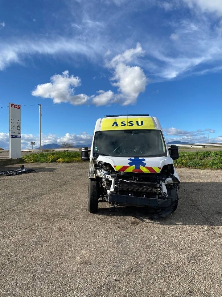 Fiat LES DAUPHINS/DUCATO TORINO 2.3M-Jet 160 endommagée - Dostavno vozilo sa zatvorenim sandukom: slika Fiat LES DAUPHINS/DUCATO TORINO 2.3M-Jet 160 endommagée - Dostavno vozilo sa zatvorenim sandukom Fiat LES DAUPHINS/DUCATO TORINO 2.3M-Jet 160 endommagée - Dostavno vozilo sa zatvorenim sandukom: slika Fiat LES DAUPHINS/DUCATO TORINO 2.3M-Jet 160 endommagée - Dostavno vozilo sa zatvorenim sandukom